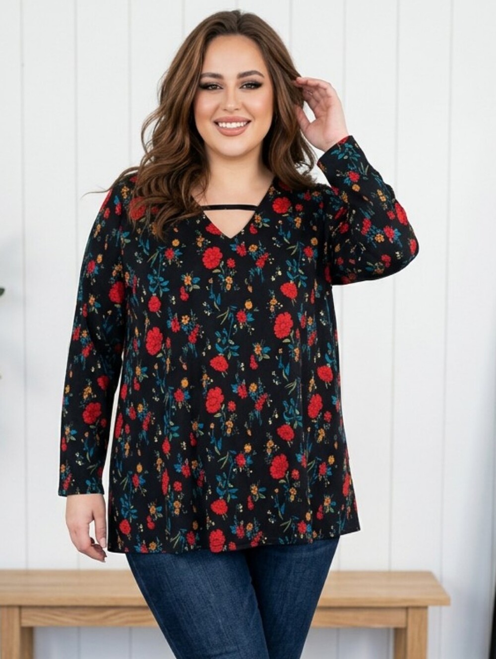 NWT Ulla Popken Black Floral V-Neck Keyhole LS Top with Red Flowers 28/30